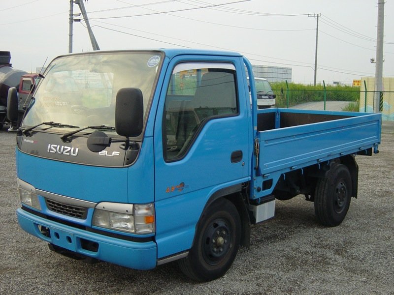 Isuzu truck wreckers